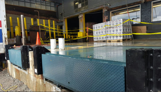 Hydraulic Loading Dock Leveler Equipment Scissor Lift Table 40000LBS